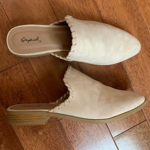 Tan Mules